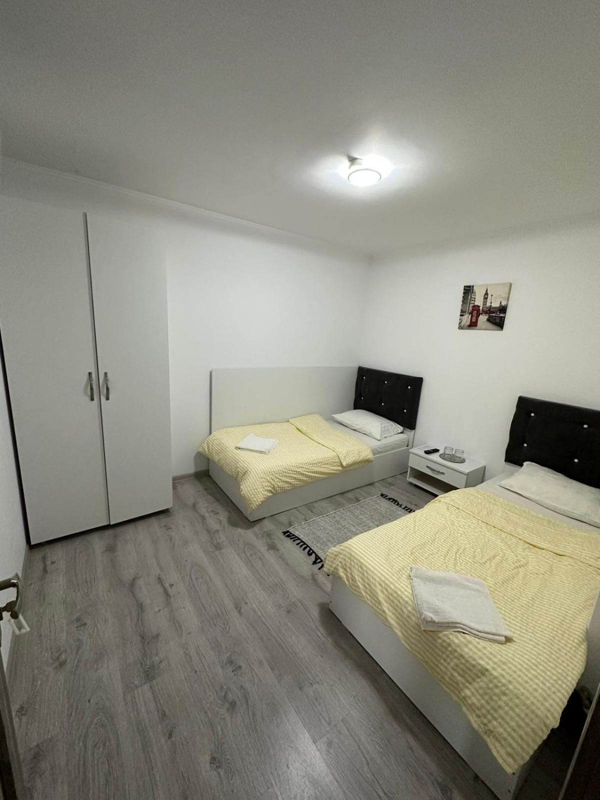 Gigios Sport&Relax Villa Bailesti Bagian luar foto