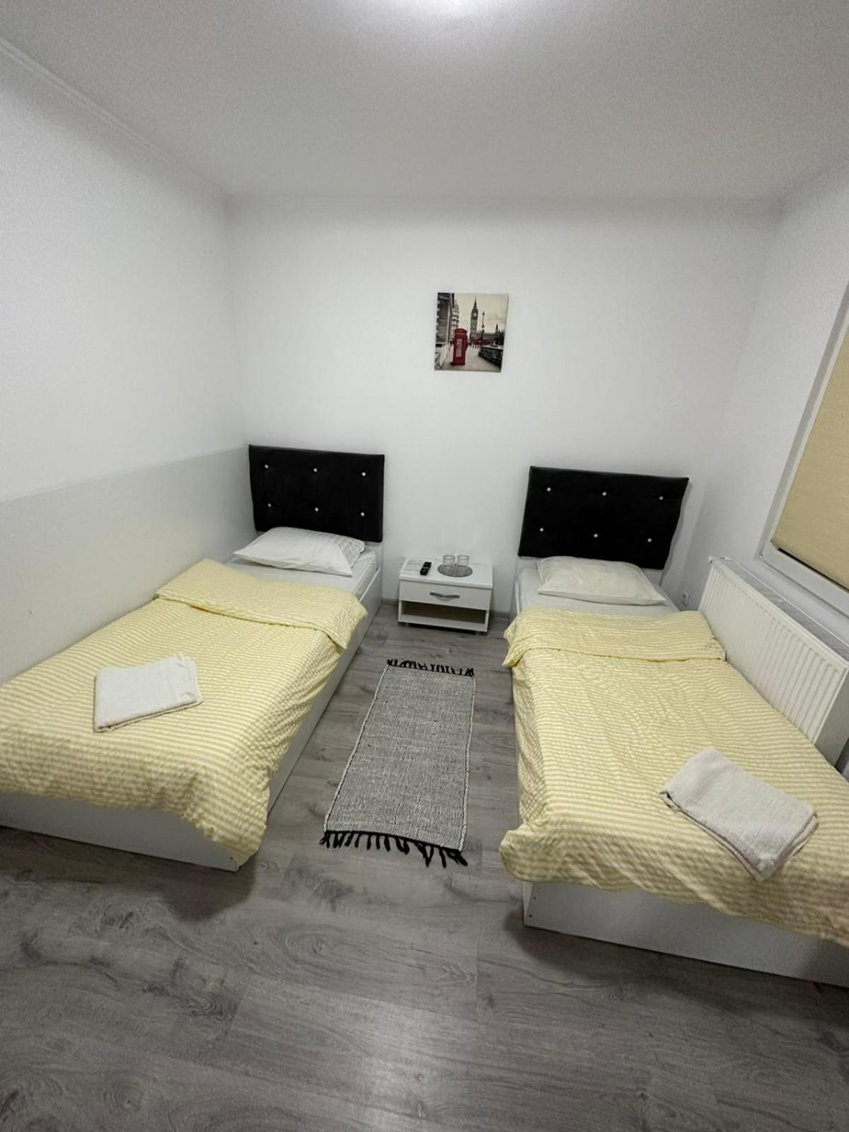 Gigios Sport&Relax Villa Bailesti Bagian luar foto